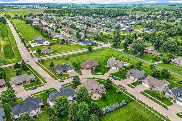 4535 Par Cir, Marion, IA 52302