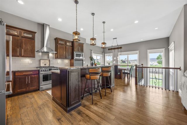 4535 Par Cir, Marion, IA 52302