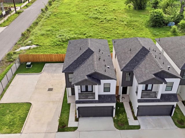 866 Rachel Street F, Houston, TX 77091