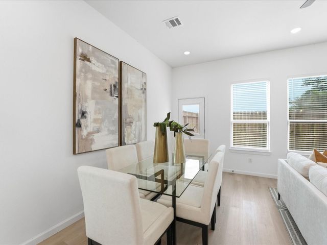 866 Rachel Street F, Houston, TX 77091