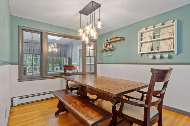 55 Dorothy Ave, Holden, MA 01520