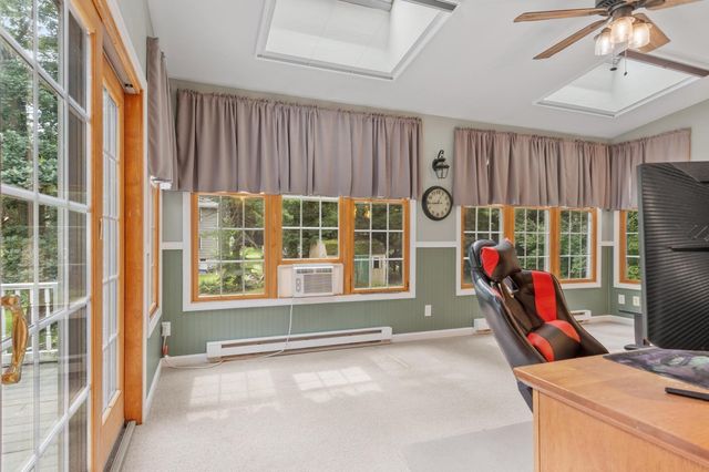 55 Dorothy Ave, Holden, MA 01520
