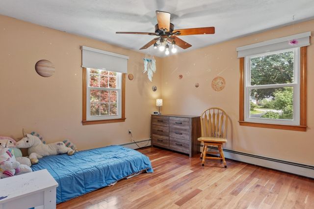 55 Dorothy Ave, Holden, MA 01520