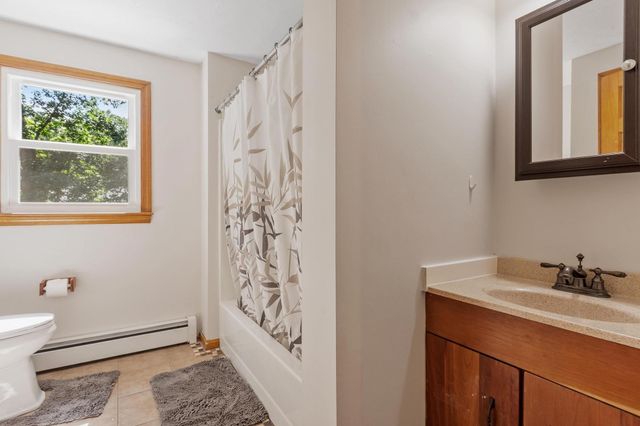 55 Dorothy Ave, Holden, MA 01520