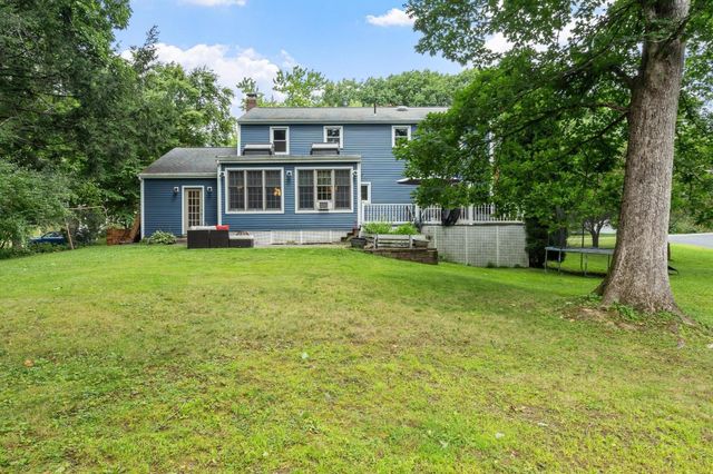 55 Dorothy Ave, Holden, MA 01520