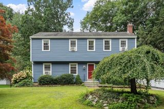 55 Dorothy Ave, Holden, MA 01520