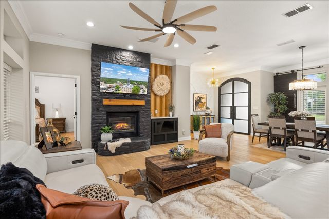 1209 Mallard Way, Granbury, TX 76048