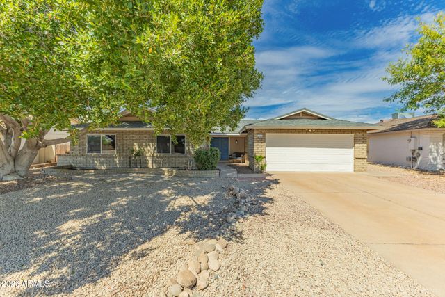 5222 W SWEETWATER Avenue, Glendale, AZ 85304