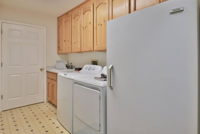 3200 Perryhill Dr, Placerville, CA 95667