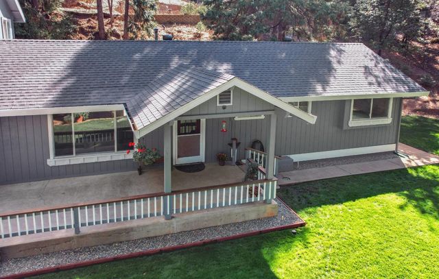 3200 Perryhill Dr, Placerville, CA 95667