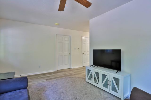 3200 Perryhill Dr, Placerville, CA 95667