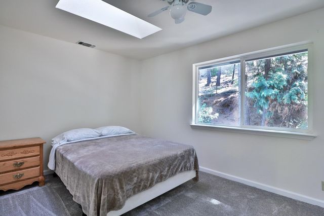 3200 Perryhill Dr, Placerville, CA 95667
