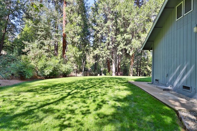 3200 Perryhill Dr, Placerville, CA 95667