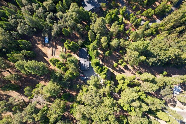 3200 Perryhill Dr, Placerville, CA 95667