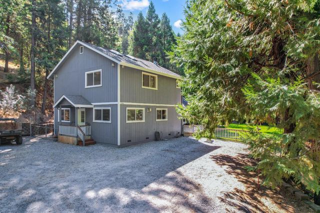 3200 Perryhill Dr, Placerville, CA 95667