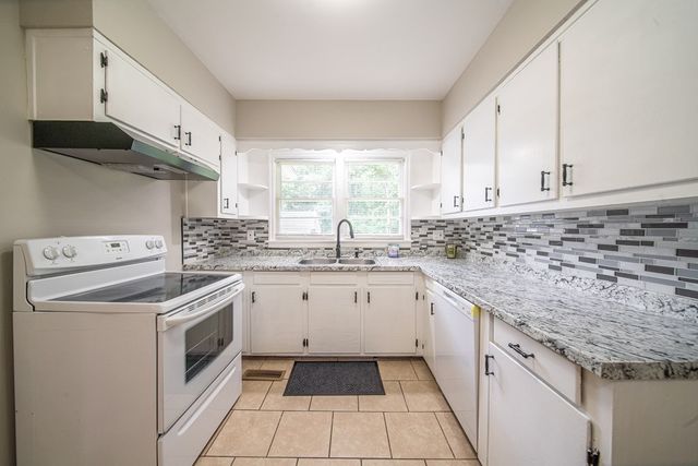 1459 Alta Vista, Columbus, GA 31907