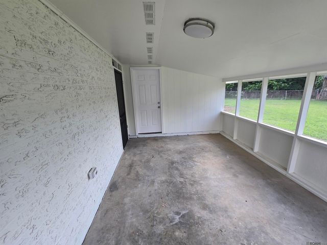 1725 W Catalpa St, Baton Rouge, LA 70815