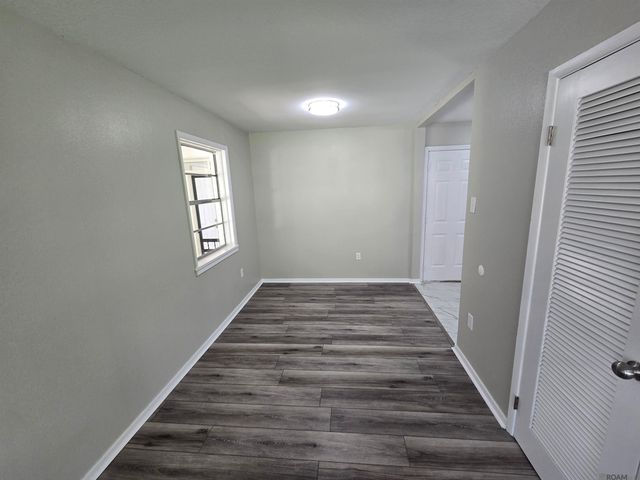1725 W Catalpa St, Baton Rouge, LA 70815