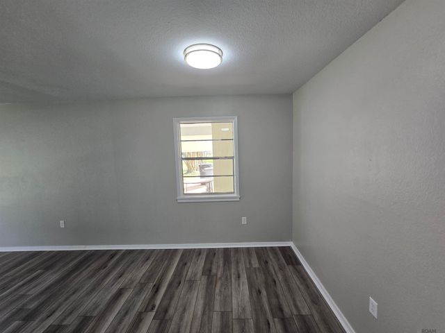 1725 W Catalpa St, Baton Rouge, LA 70815
