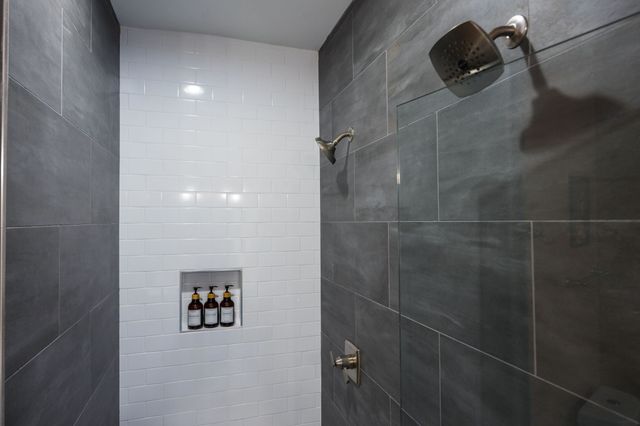 2719 Alameda St Apt 102, Nashville, TN 37208