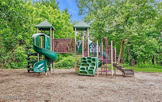 60 Renee Court, Jackson, NJ 08527