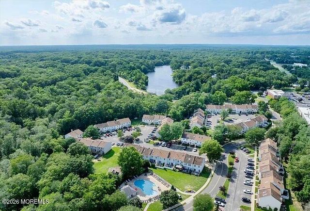 60 Renee Court, Jackson, NJ 08527