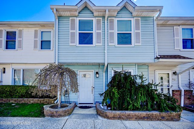 60 Renee Court, Jackson, NJ 08527
