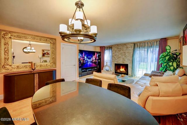 60 Renee Court, Jackson, NJ 08527