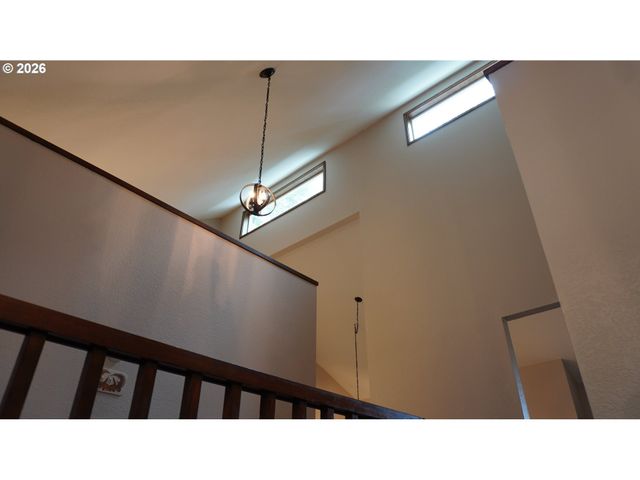 2025 W 25TH Ave, Eugene, OR 97405