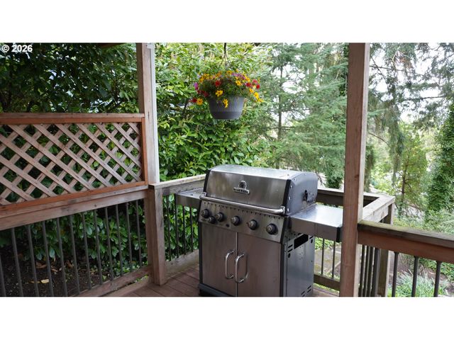 2025 W 25TH Ave, Eugene, OR 97405