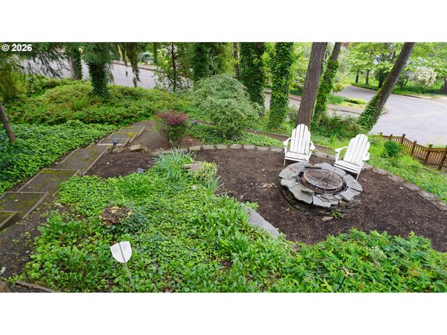 2025 W 25TH Ave, Eugene, OR 97405