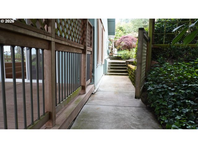 2025 W 25TH Ave, Eugene, OR 97405