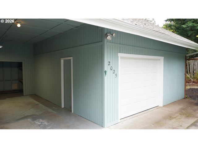 2025 W 25TH Ave, Eugene, OR 97405