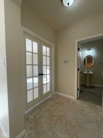 7156 Maple Bluff Place, Indianapolis, IN 46236