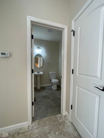 7156 Maple Bluff Place, Indianapolis, IN 46236