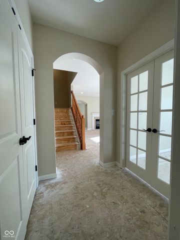 7156 Maple Bluff Place, Indianapolis, IN 46236