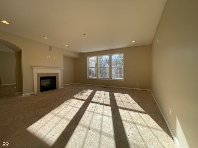 7156 Maple Bluff Place, Indianapolis, IN 46236