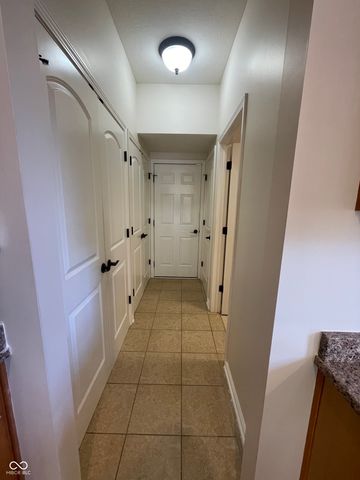 7156 Maple Bluff Place, Indianapolis, IN 46236