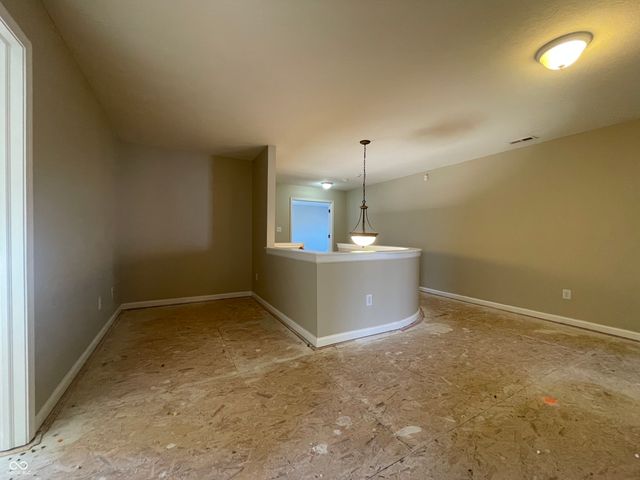 7156 Maple Bluff Place, Indianapolis, IN 46236