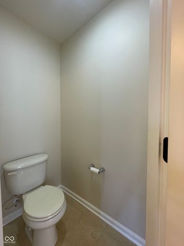 7156 Maple Bluff Place, Indianapolis, IN 46236