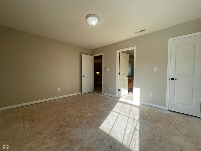 7156 Maple Bluff Place, Indianapolis, IN 46236