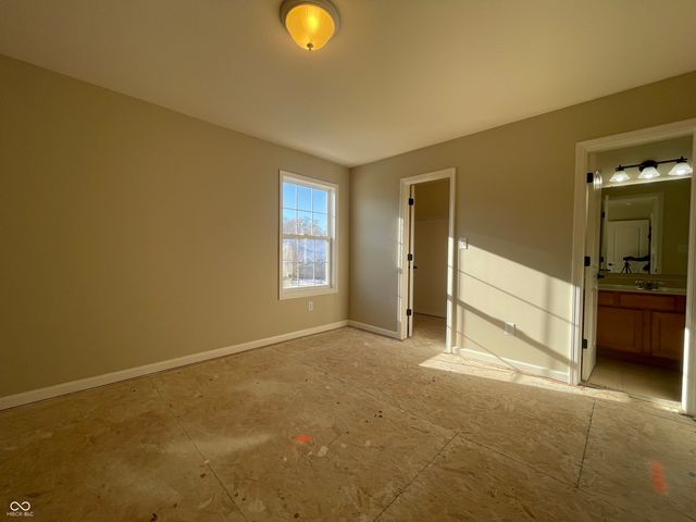 7156 Maple Bluff Place, Indianapolis, IN 46236