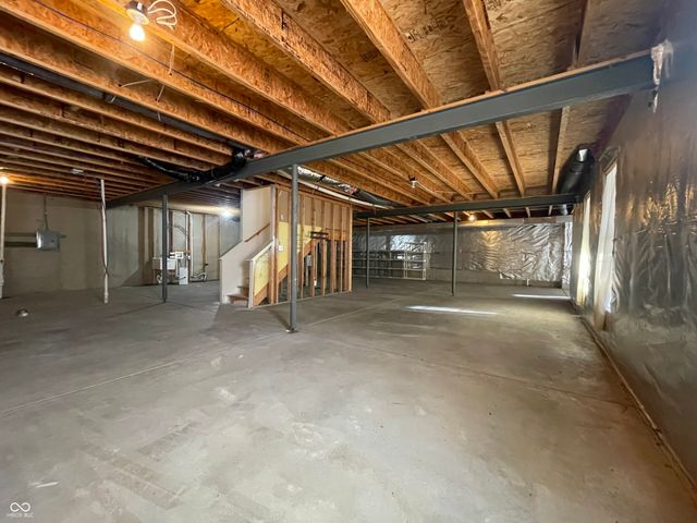 7156 Maple Bluff Place, Indianapolis, IN 46236