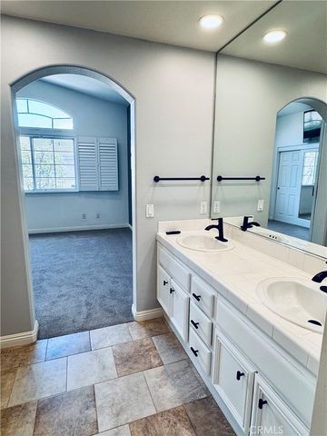 8313 E Arrowhead Way, Anaheim, CA 92808