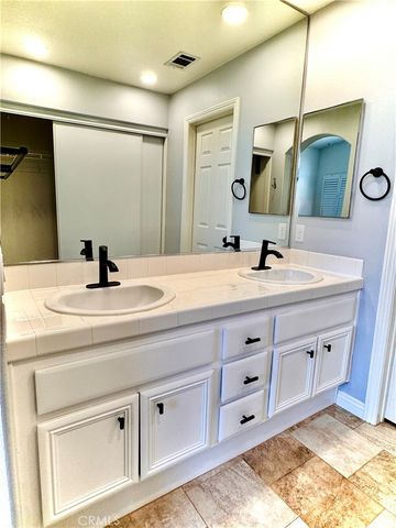 8313 E Arrowhead Way, Anaheim, CA 92808