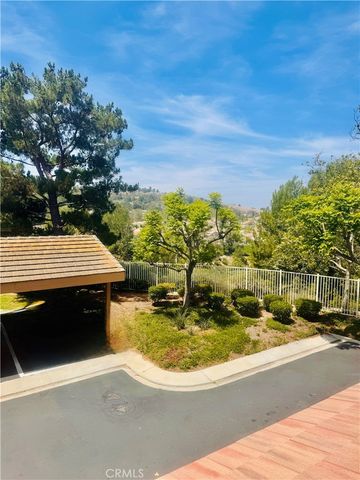 8313 E Arrowhead Way, Anaheim, CA 92808