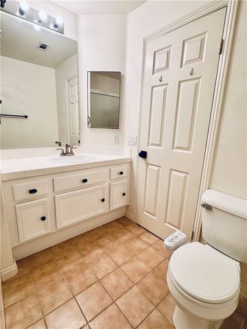 8313 E Arrowhead Way, Anaheim, CA 92808