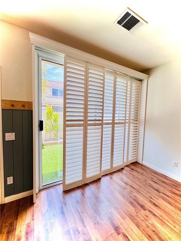 8313 E Arrowhead Way, Anaheim, CA 92808