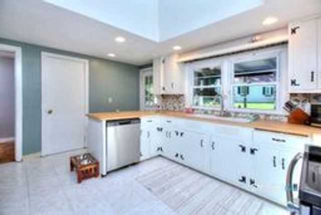 48 Mountain Road, Wilton, CT 06897