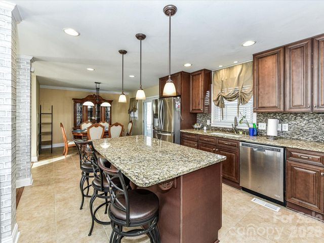 7731 Orrview Drive, Mint Hill, NC 28227